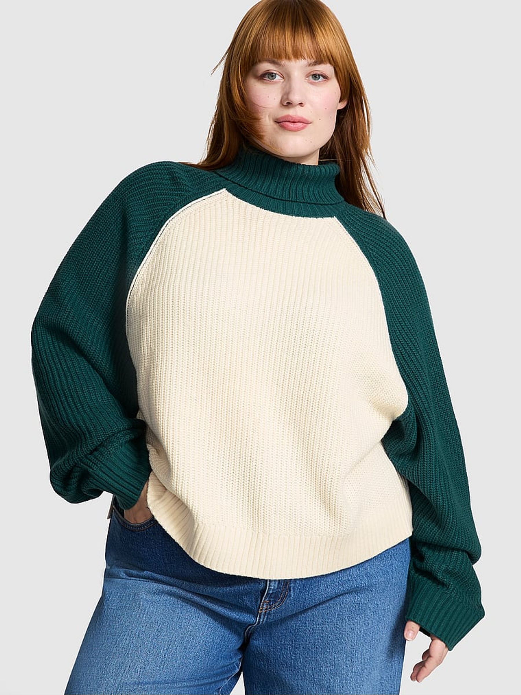 White Shell / Deep Forest Green Turtleneck Knitted Jumper
