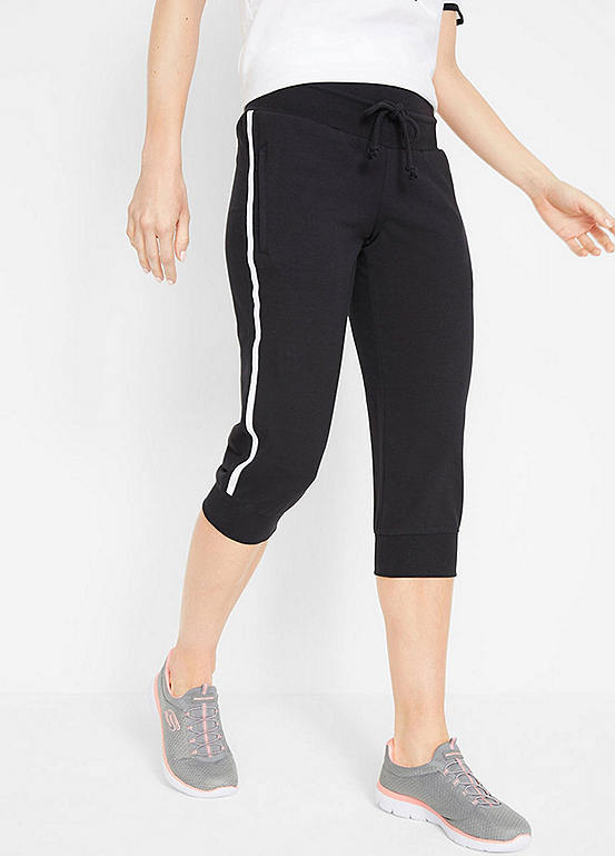 bonprix Sports Capri Pants