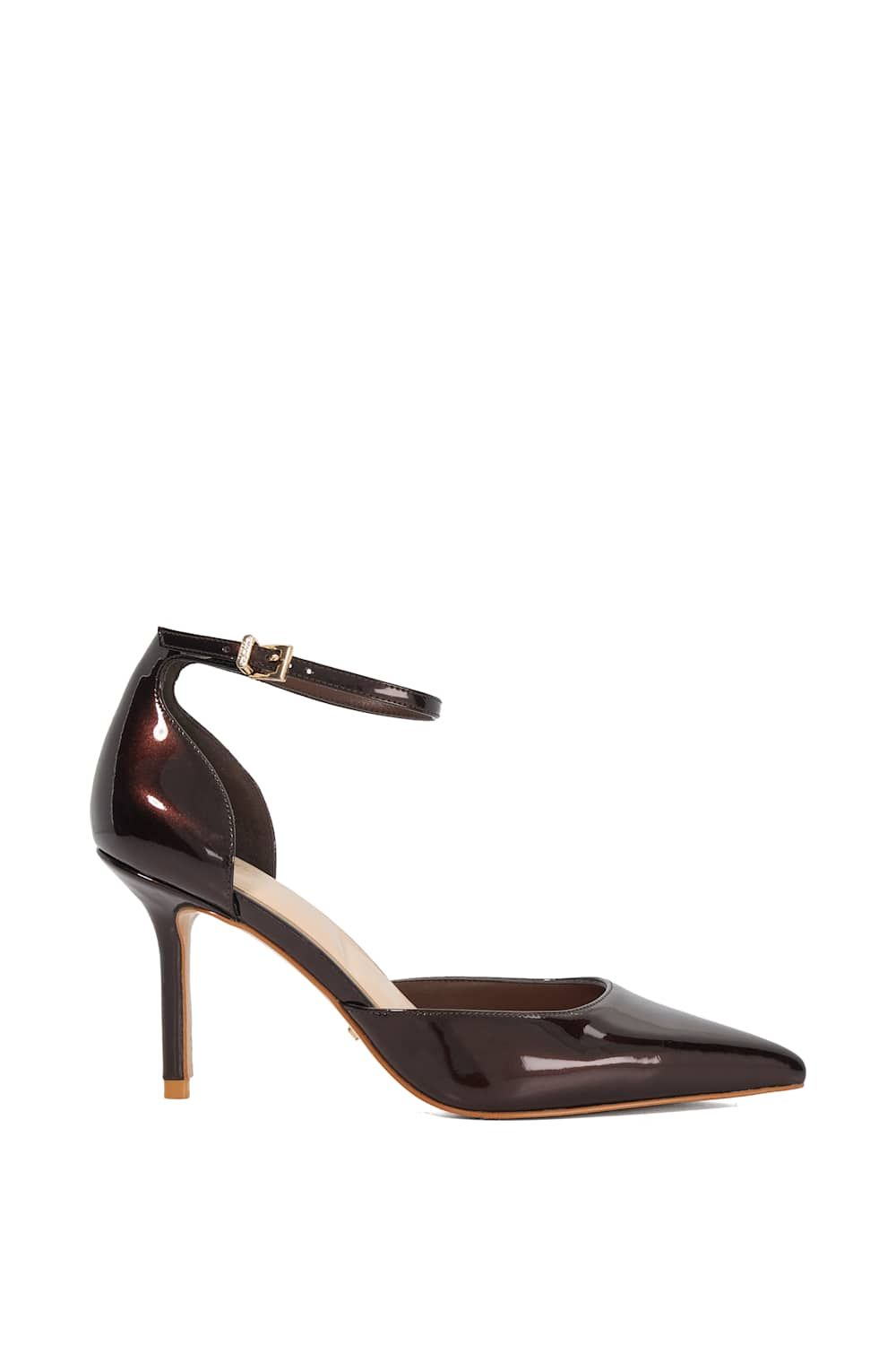 'Calmness' Court Shoes