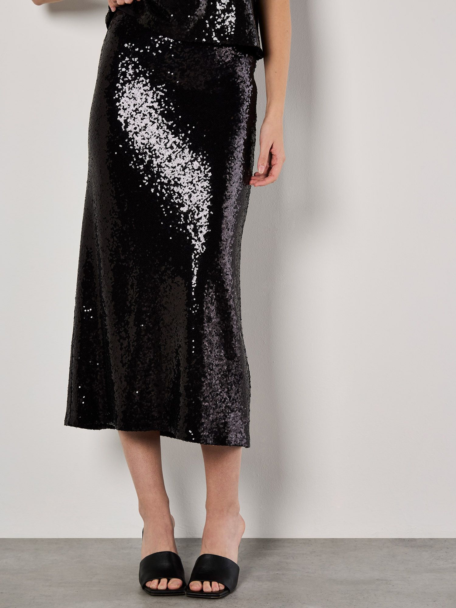 Sequin Bias Cut Midaxi Skirt