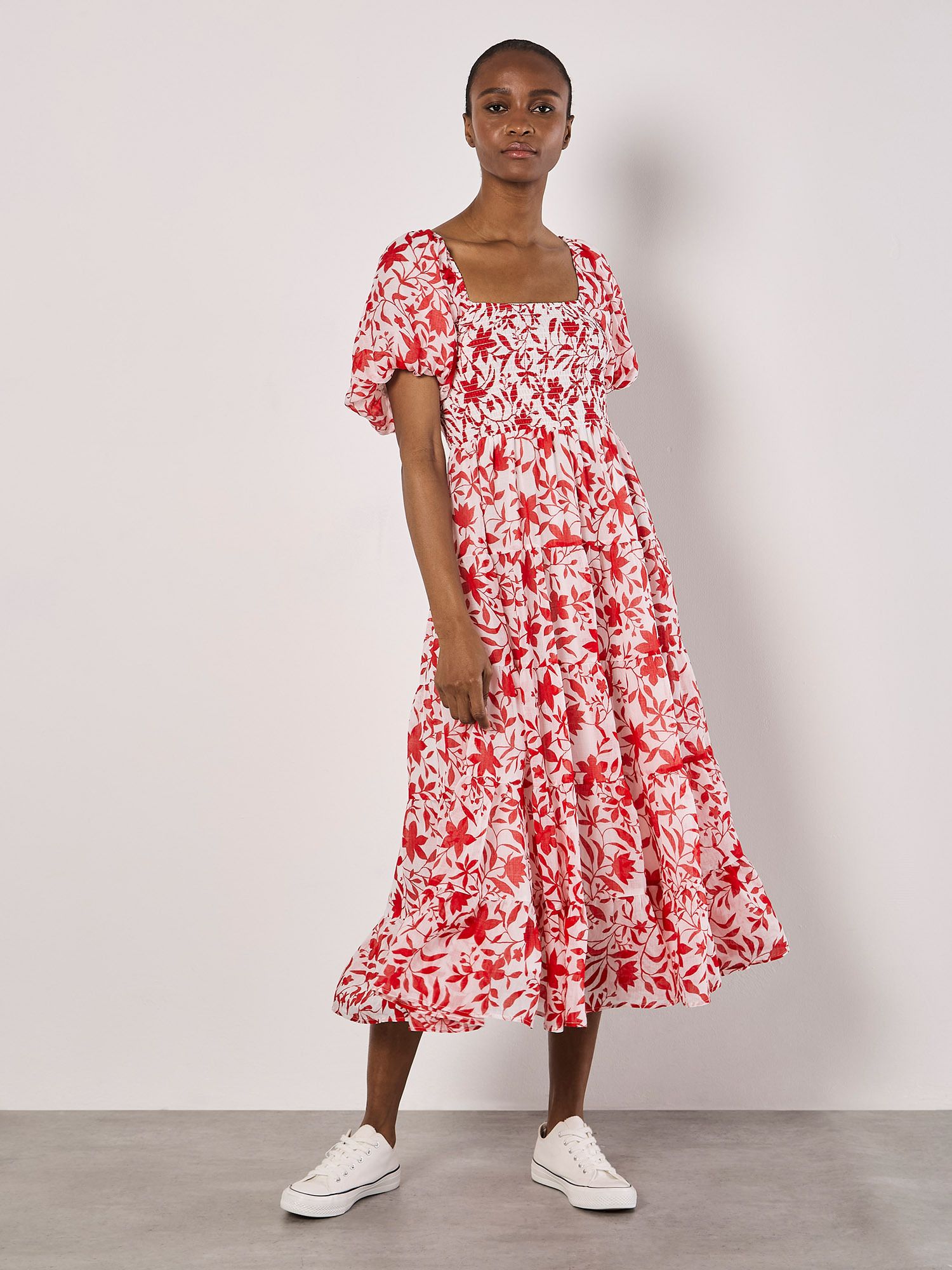 Sarasa Floral Tiered Midi Dress