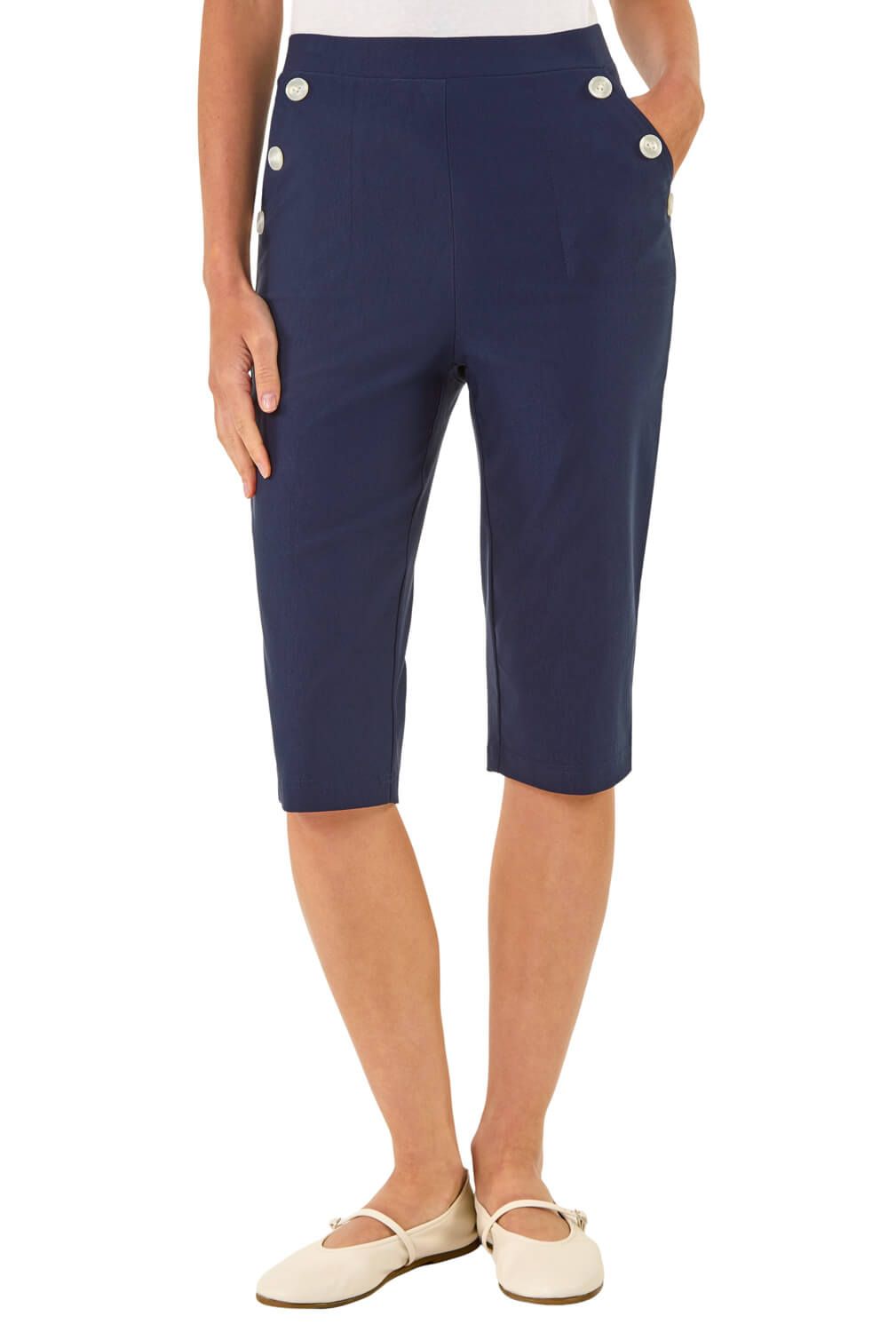 Buttoned Pocket Cropped Shorts